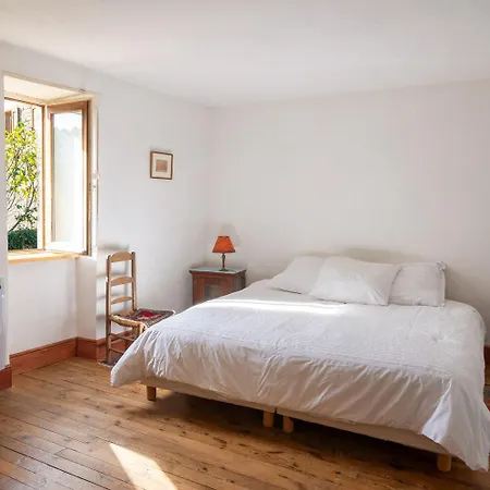 Le Du Pont De La Colagne Casa de Férias *